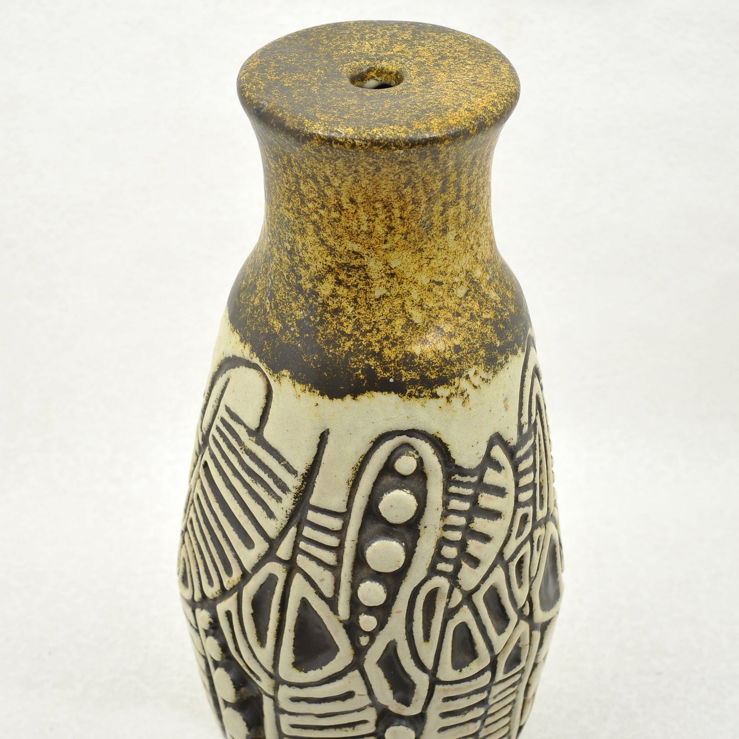 JARRÓN EN GRES ESMALTADO. Jaime Nowinski, Uruguay. 49x20cm